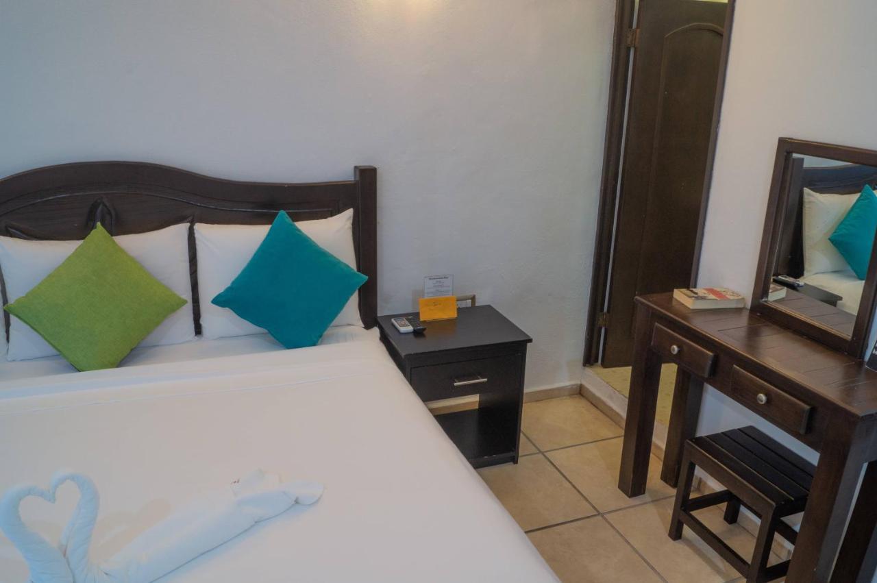 Hotel Sueno Maya إيسلا موخيريس المظهر الخارجي الصورة